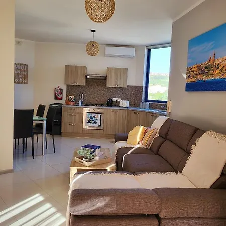 Ir-rixa Penthouse * Għajnsielem