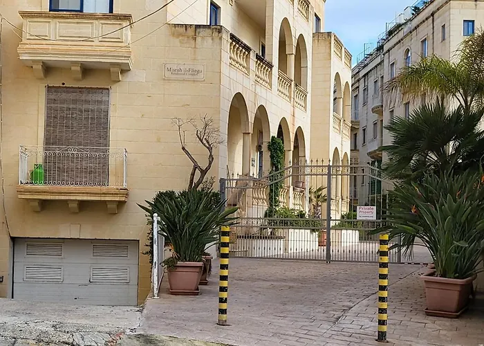 Апартаменты Ir-rixa Penthouse